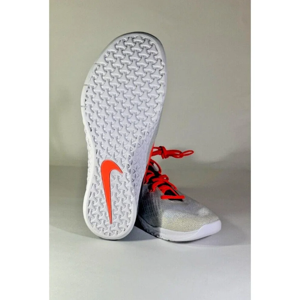Nike hello thank